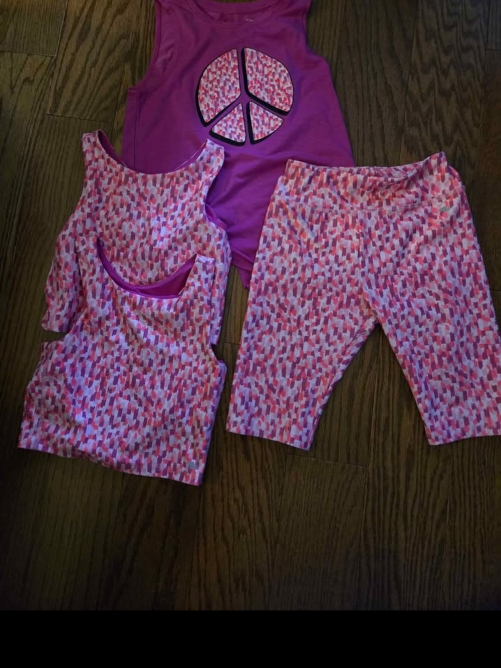 Athletic Works Purple & Pink Peace-Graphic Set 10/12